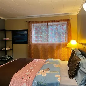 Beautiful Close Airport! Homestay Calgary