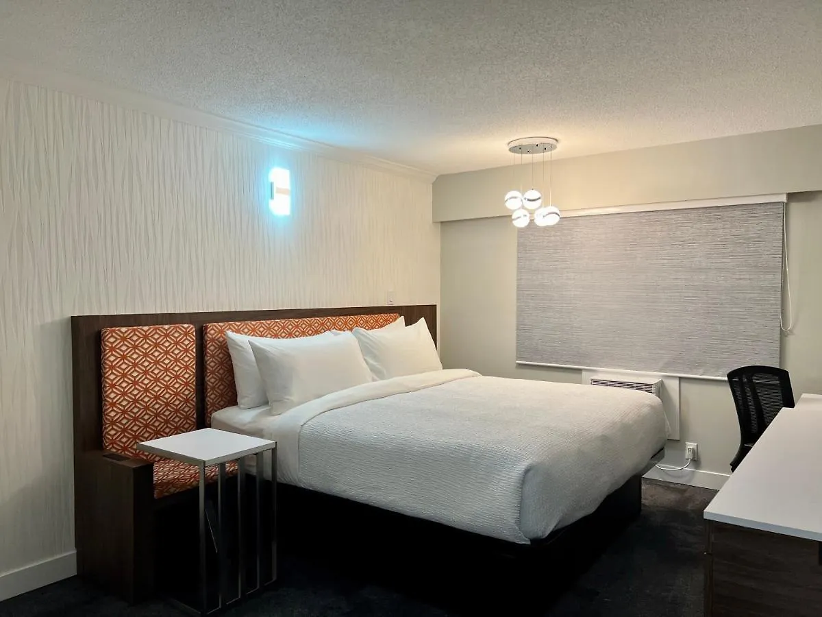 The Vic, Ascend Hotel Collection Виктория