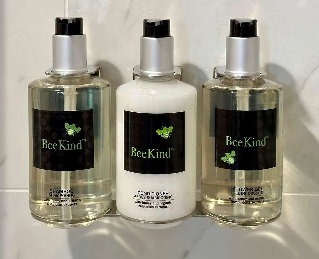 The Vic, Ascend Hotel Collection Виктория 4*,